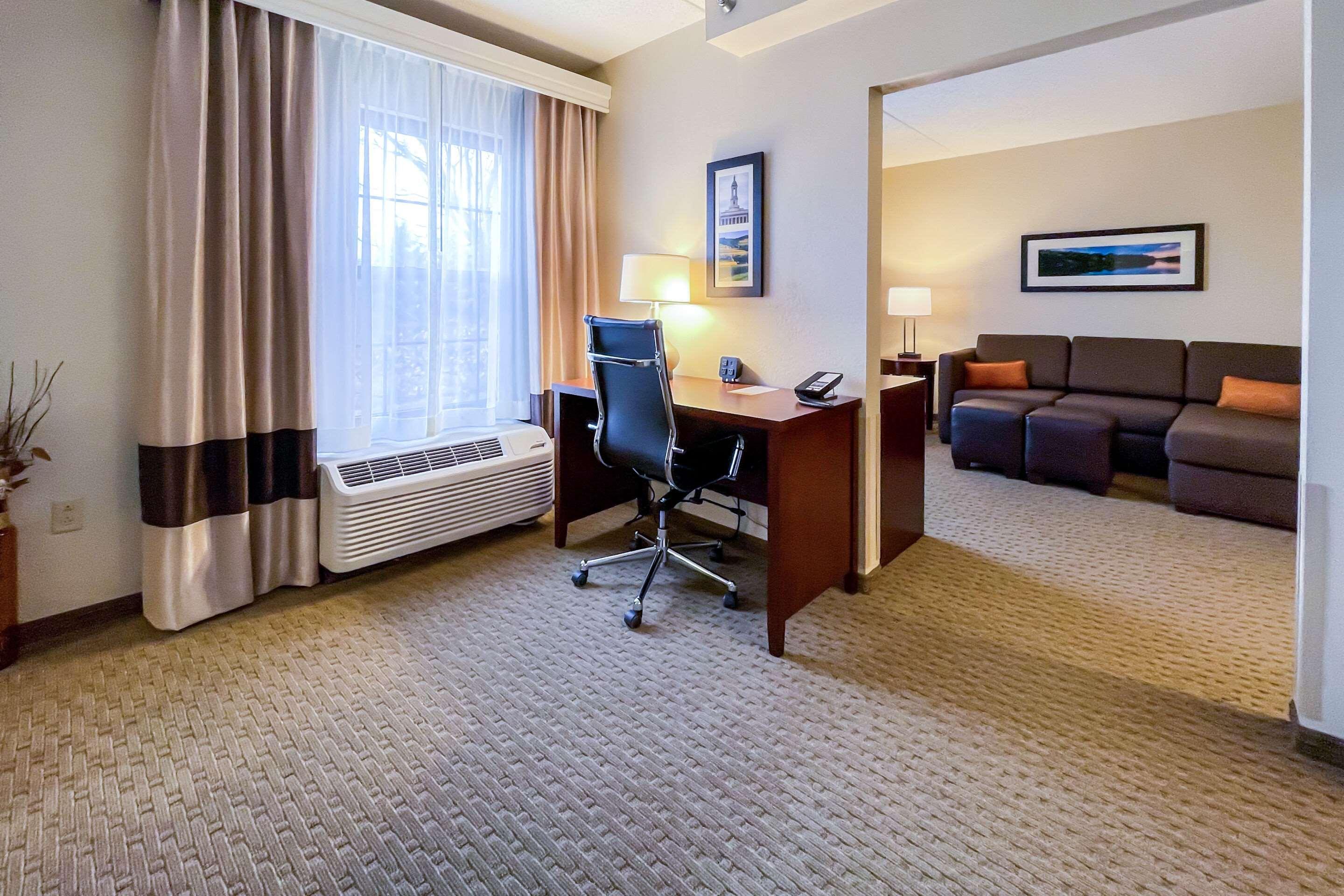 คอมฟอร์ต สวีท เนียร์ เพนน์สเตท Hotel สเตทคอลเลจ ภายนอก รูปภาพ