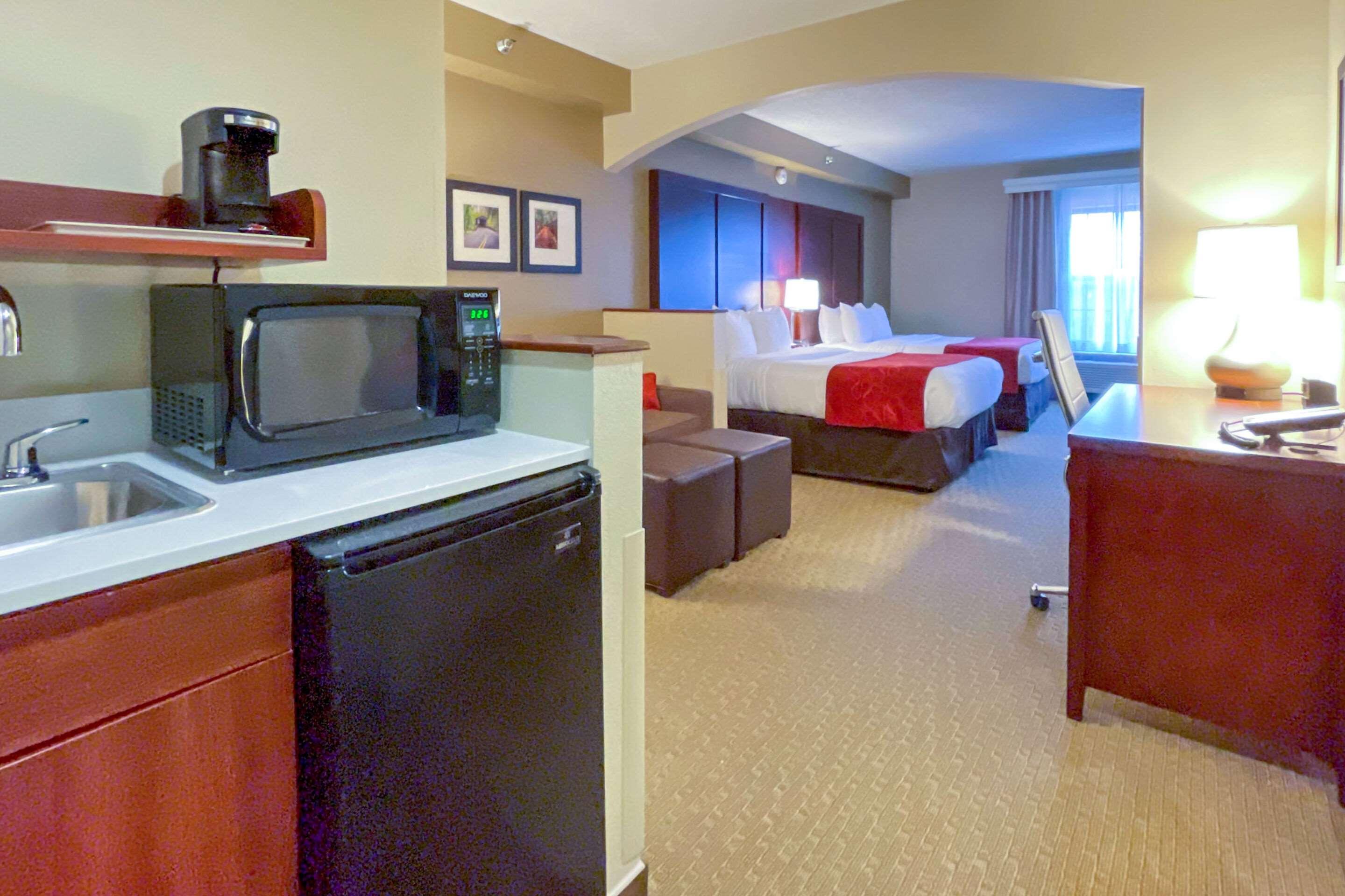 คอมฟอร์ต สวีท เนียร์ เพนน์สเตท Hotel สเตทคอลเลจ ภายนอก รูปภาพ