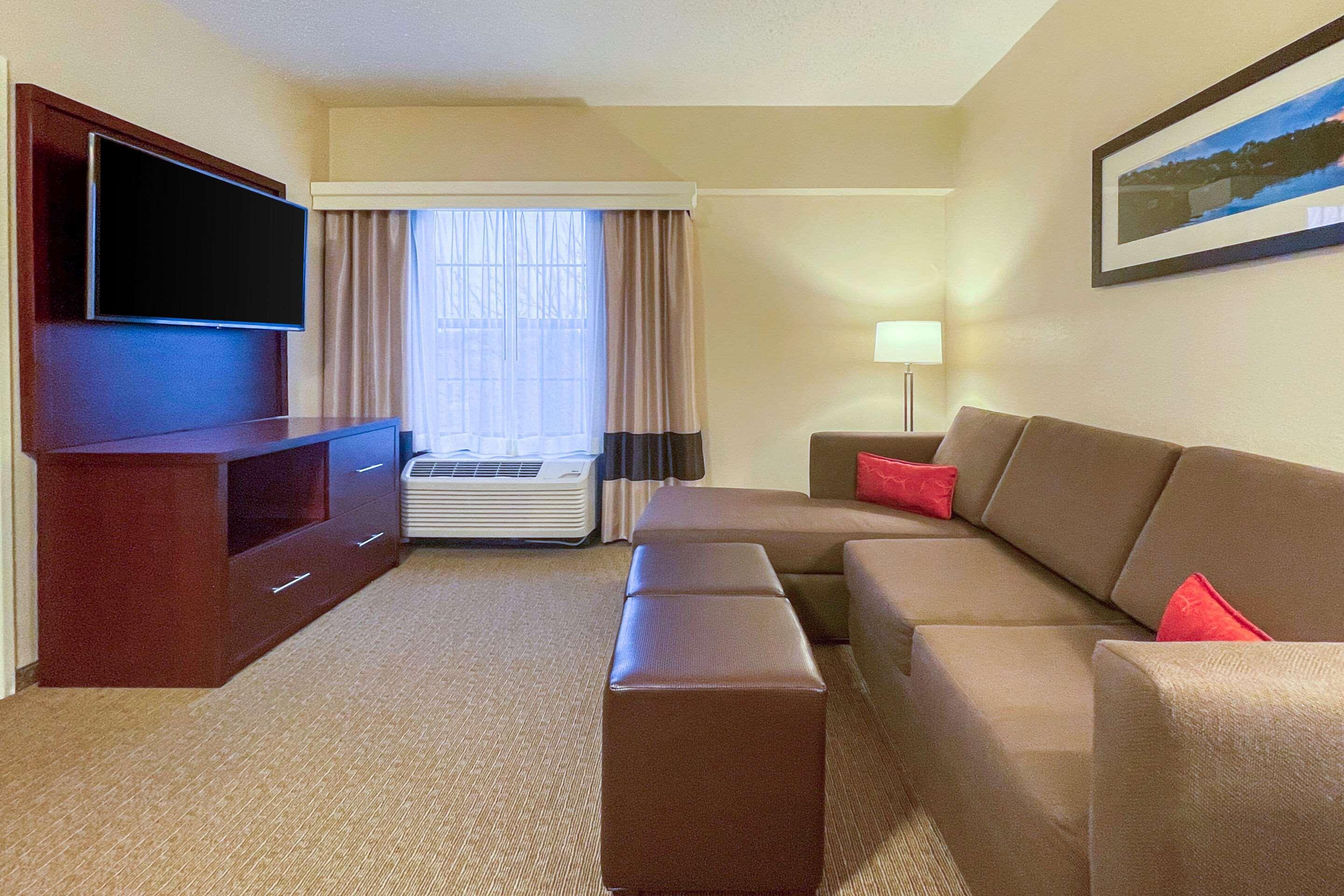 คอมฟอร์ต สวีท เนียร์ เพนน์สเตท Hotel สเตทคอลเลจ ภายนอก รูปภาพ