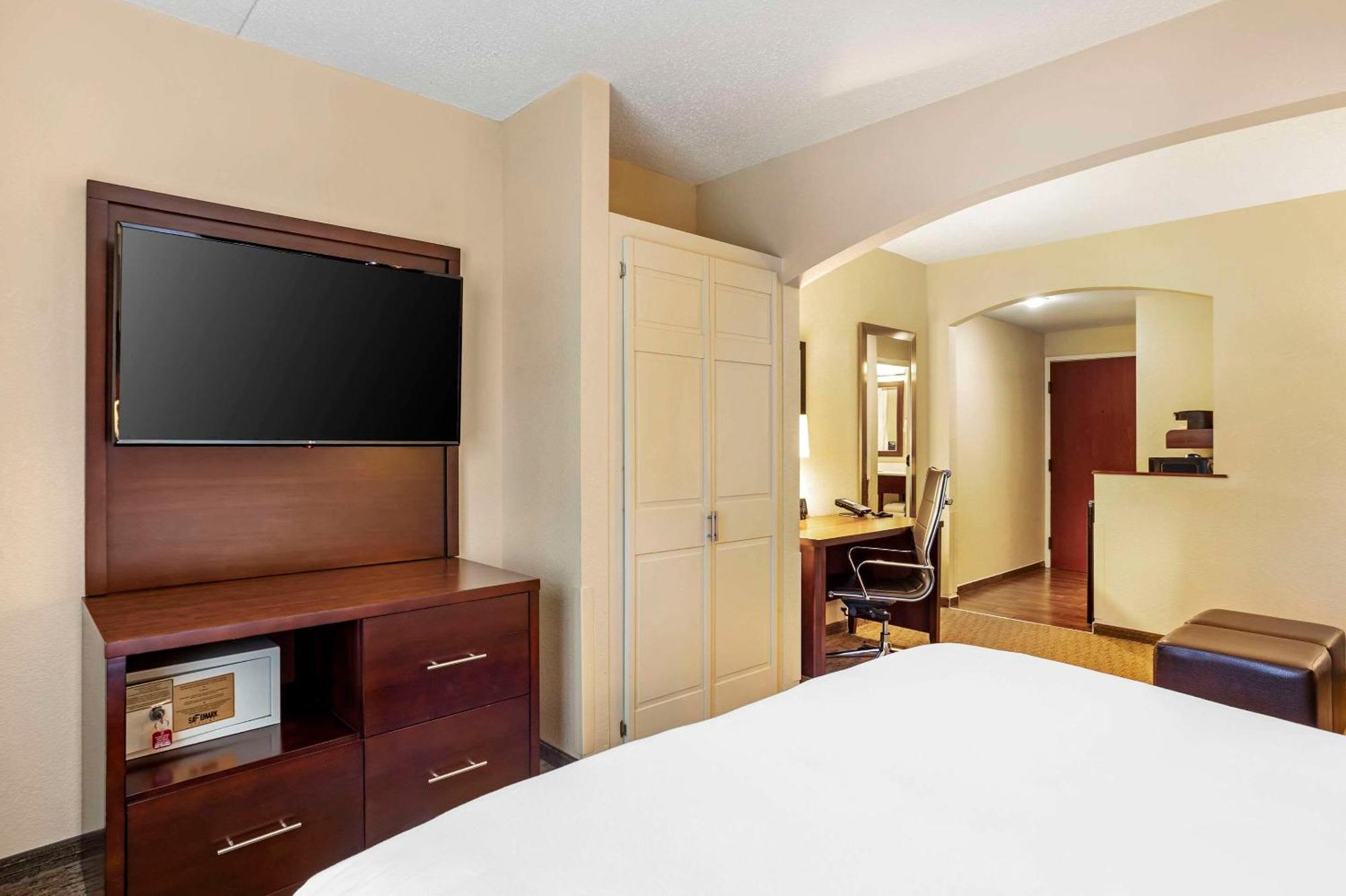 คอมฟอร์ต สวีท เนียร์ เพนน์สเตท Hotel สเตทคอลเลจ ภายนอก รูปภาพ