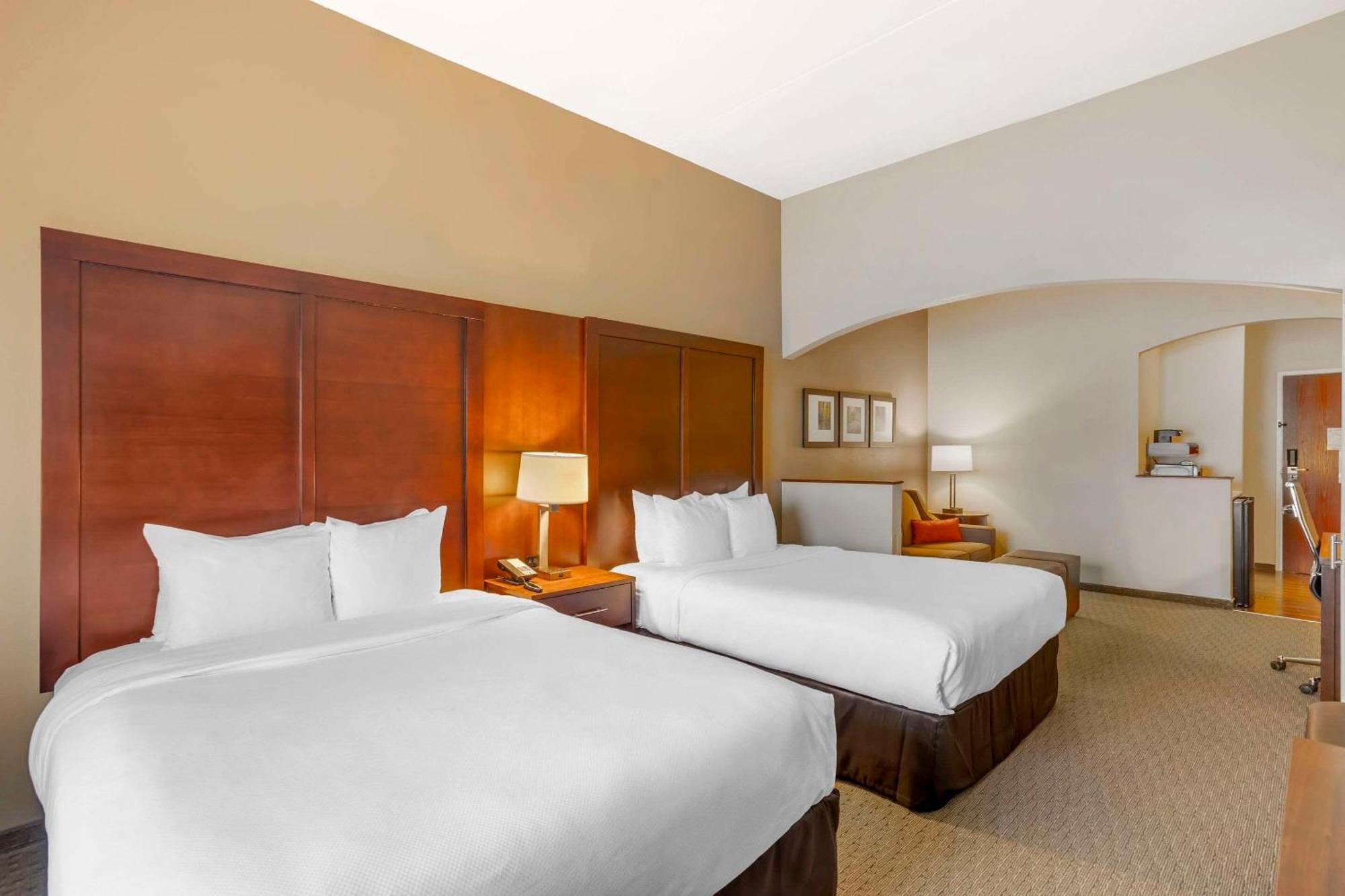 คอมฟอร์ต สวีท เนียร์ เพนน์สเตท Hotel สเตทคอลเลจ ภายนอก รูปภาพ